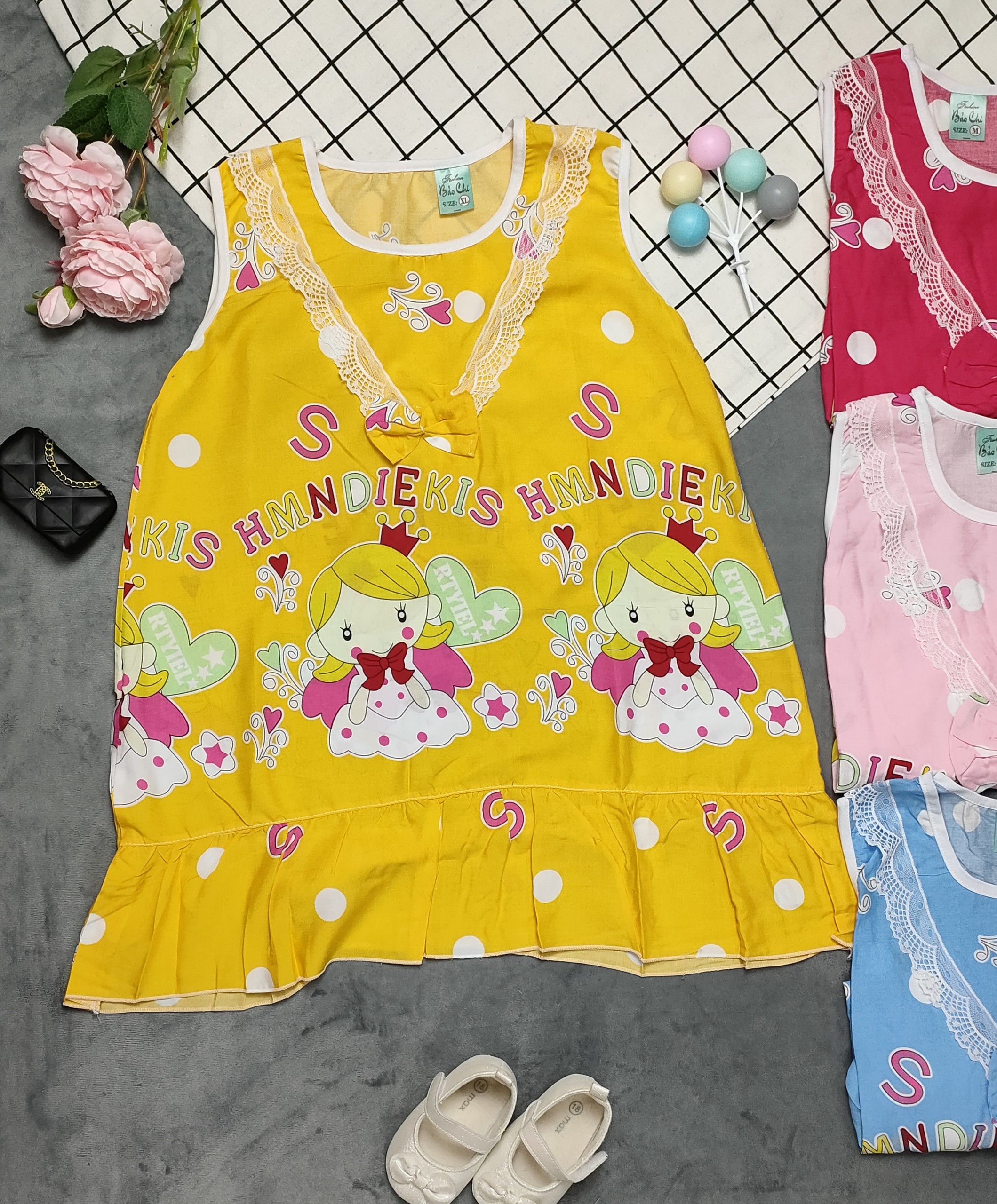 Đầm Tole Bé (14-22kg) (giao màu ngẫu nhiên)