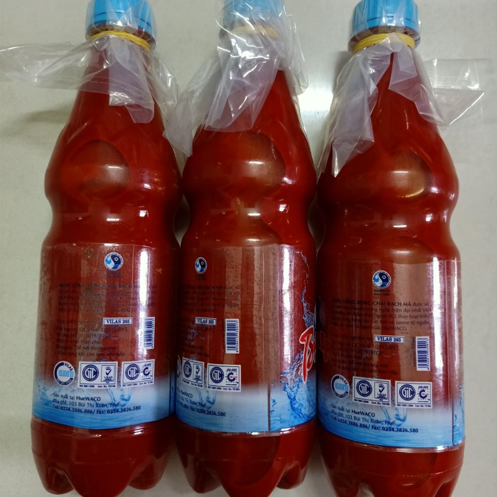 Nước ớt  ép từ quả ớt siêu cay và thơm ớt Huế 1lít