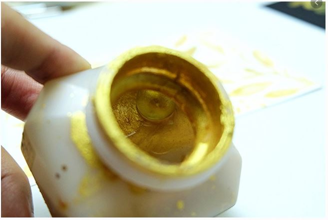 Mực nhũ vàng Gold Mica, Kuretake