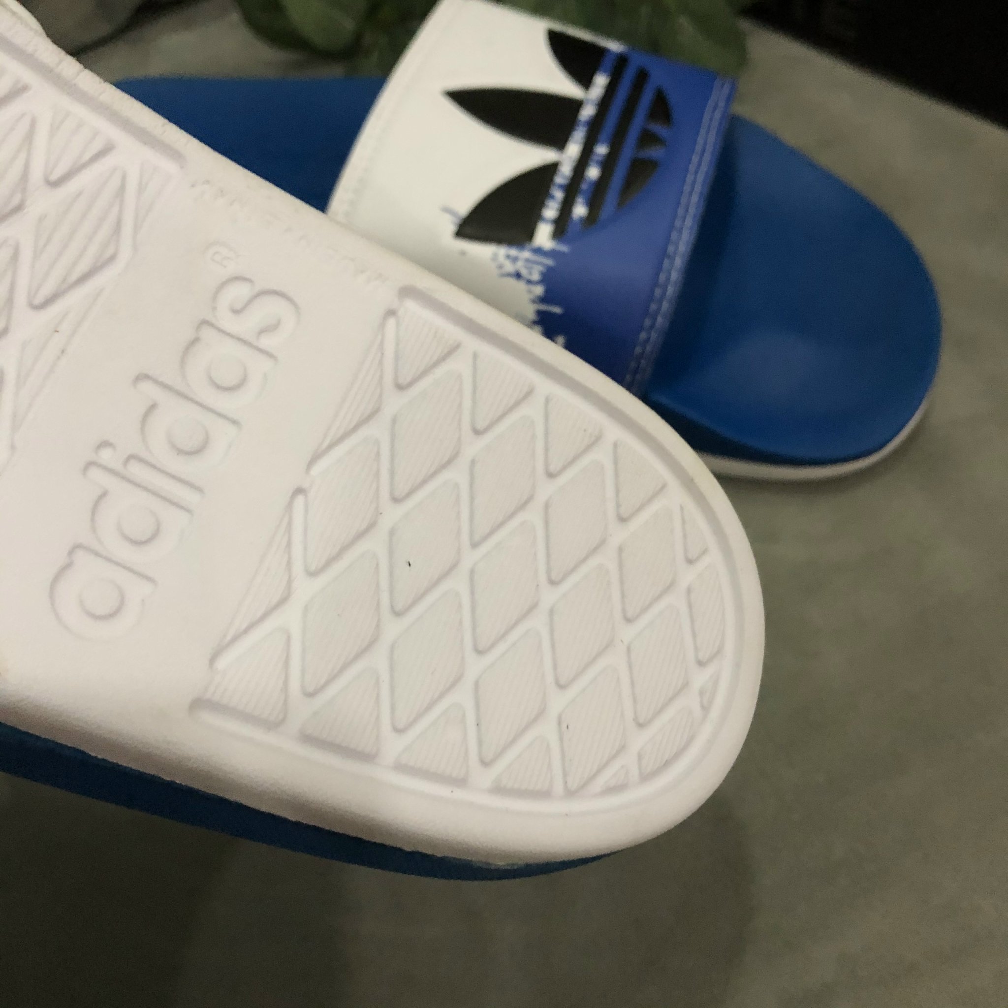 Dép adidas bông lúa camo
