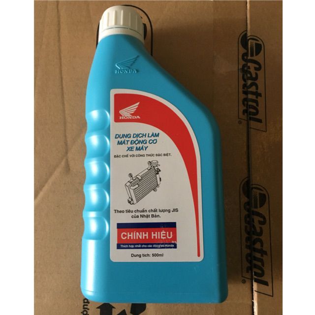 Nước làm mát xe máy Honda Pre-mix Chai 500ml