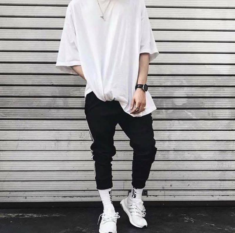 ÁO TEE OVERSIZED BASIC UNISEX ( TRẮNG - ĐEN )