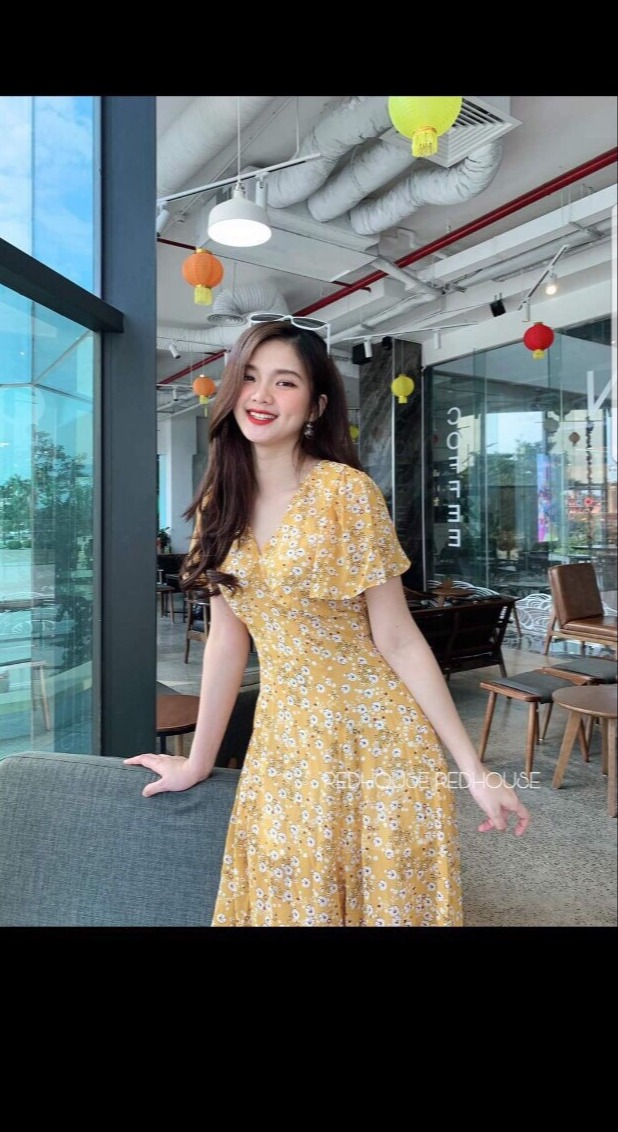 Đầm xòe lụa tay ngắn họa tiết hoa cúc họa mi