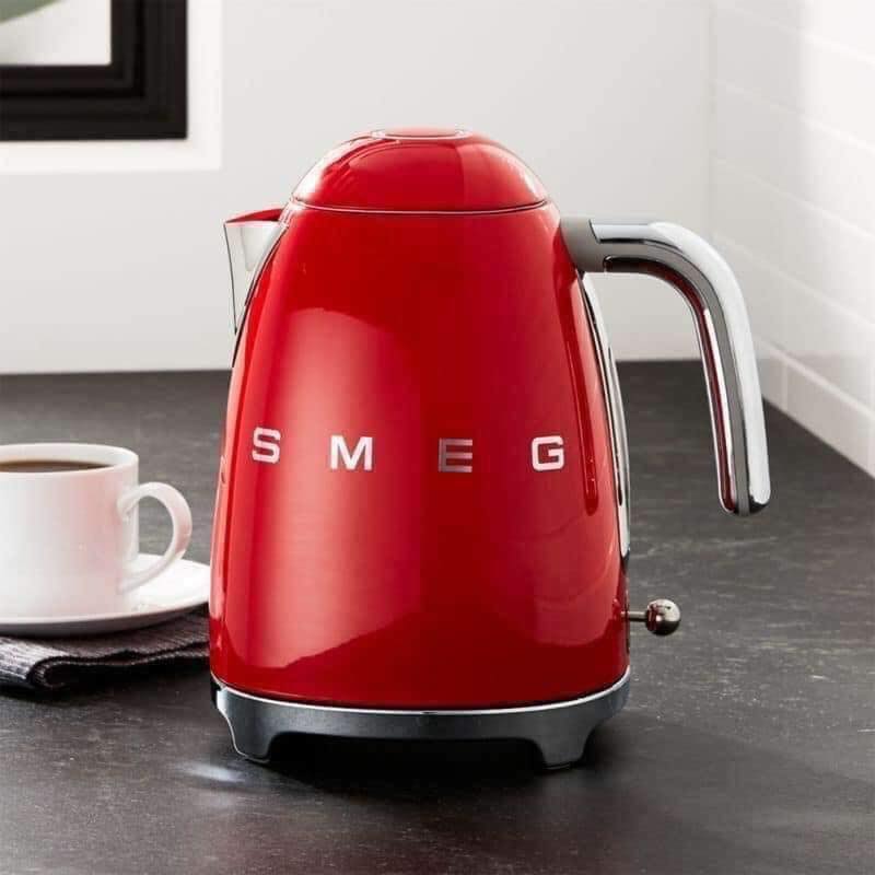 [Trả góp 0%]Ấm siêu tốc SMEG KLF03