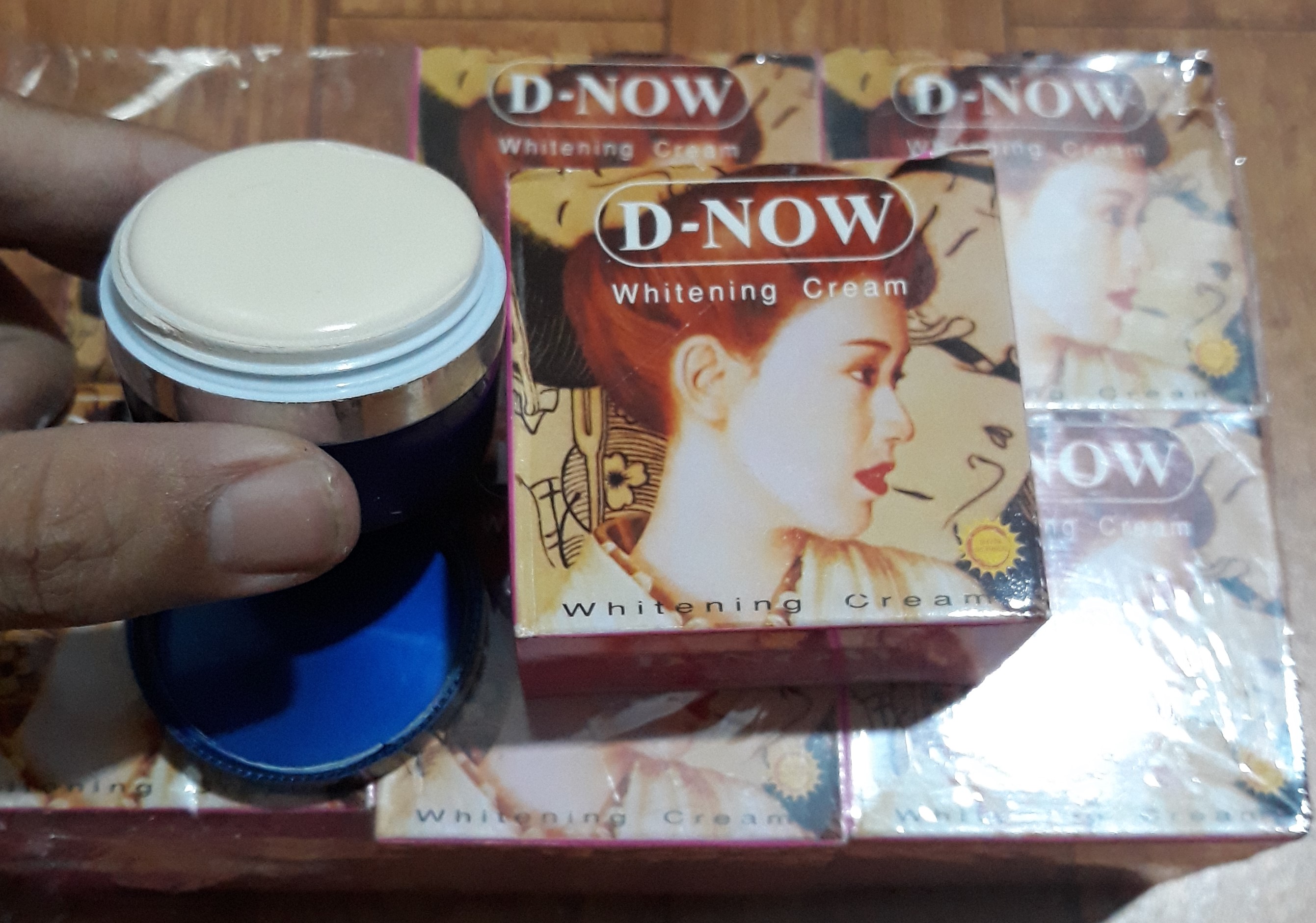 kem mụn,thâm nám,trắng da DNOW