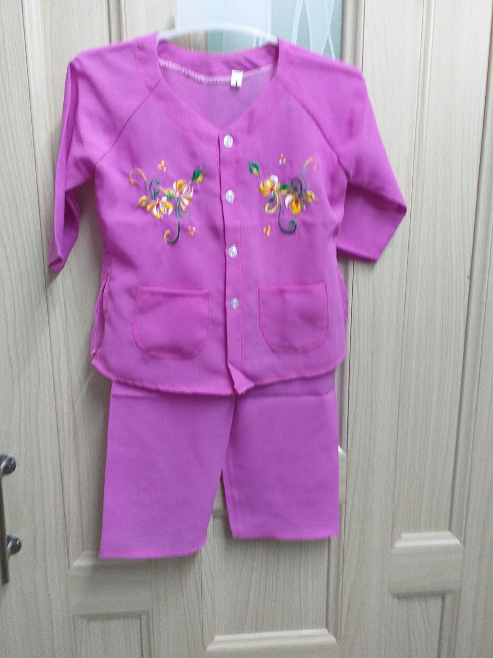 Bộ bà ba vẻ nhiều màu cho bé