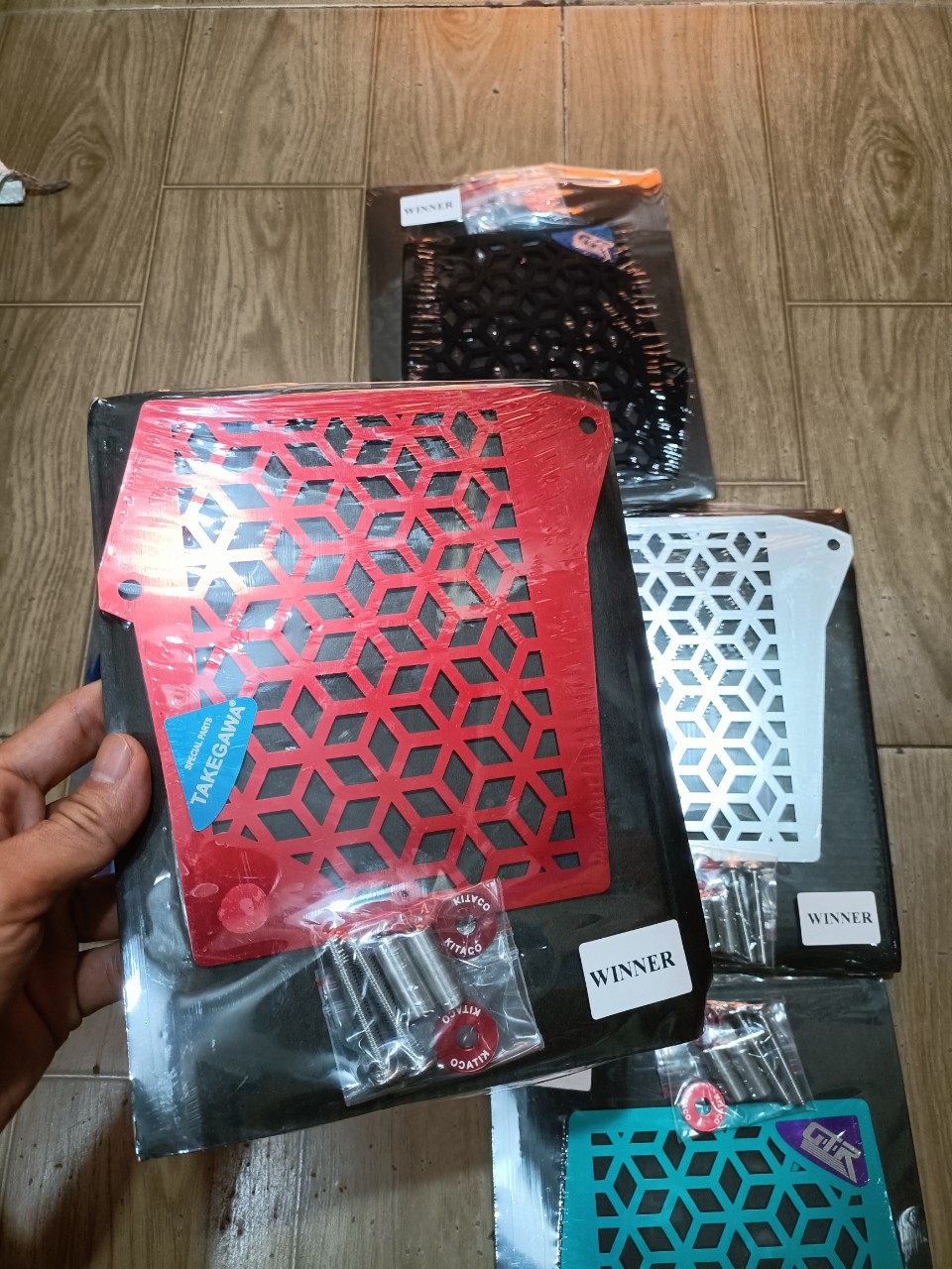 Kết nước gắn cho xe Winner, Sonic