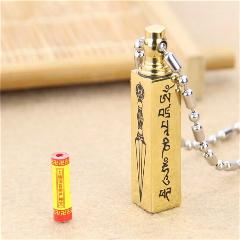 Dây đeo chú lăng nghiêm (bên ngoài có khắc Văn Thù tâm chú)