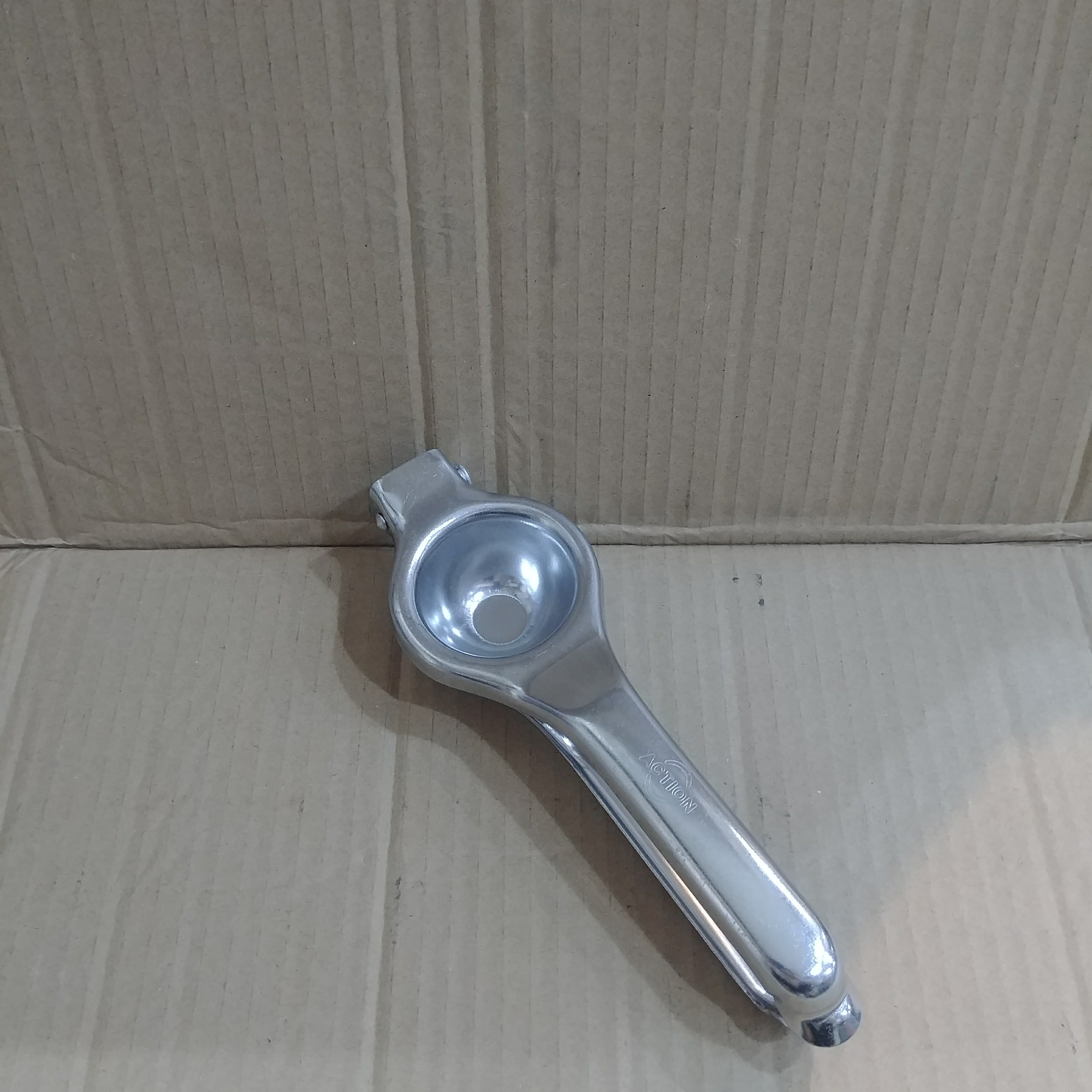 [HCM]DỤNG CỤ VẮT CHANH ÉP CHANH INOX SIZE LỚN