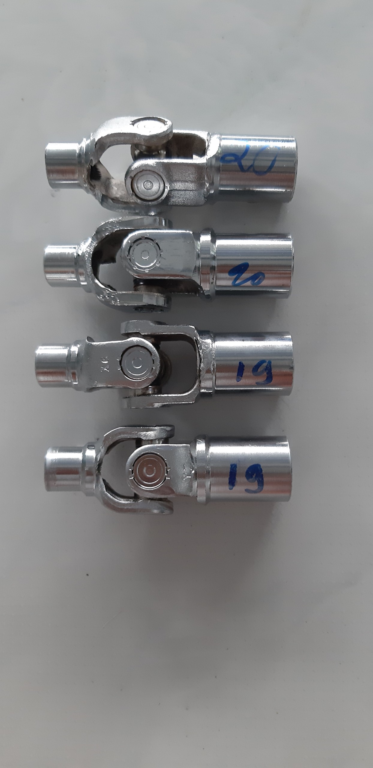 Lắc léo ( Cardan ) cốt máy 20mm, cốt láp 14mm Giảm Run Dàn Cầu Đuôi Tôm