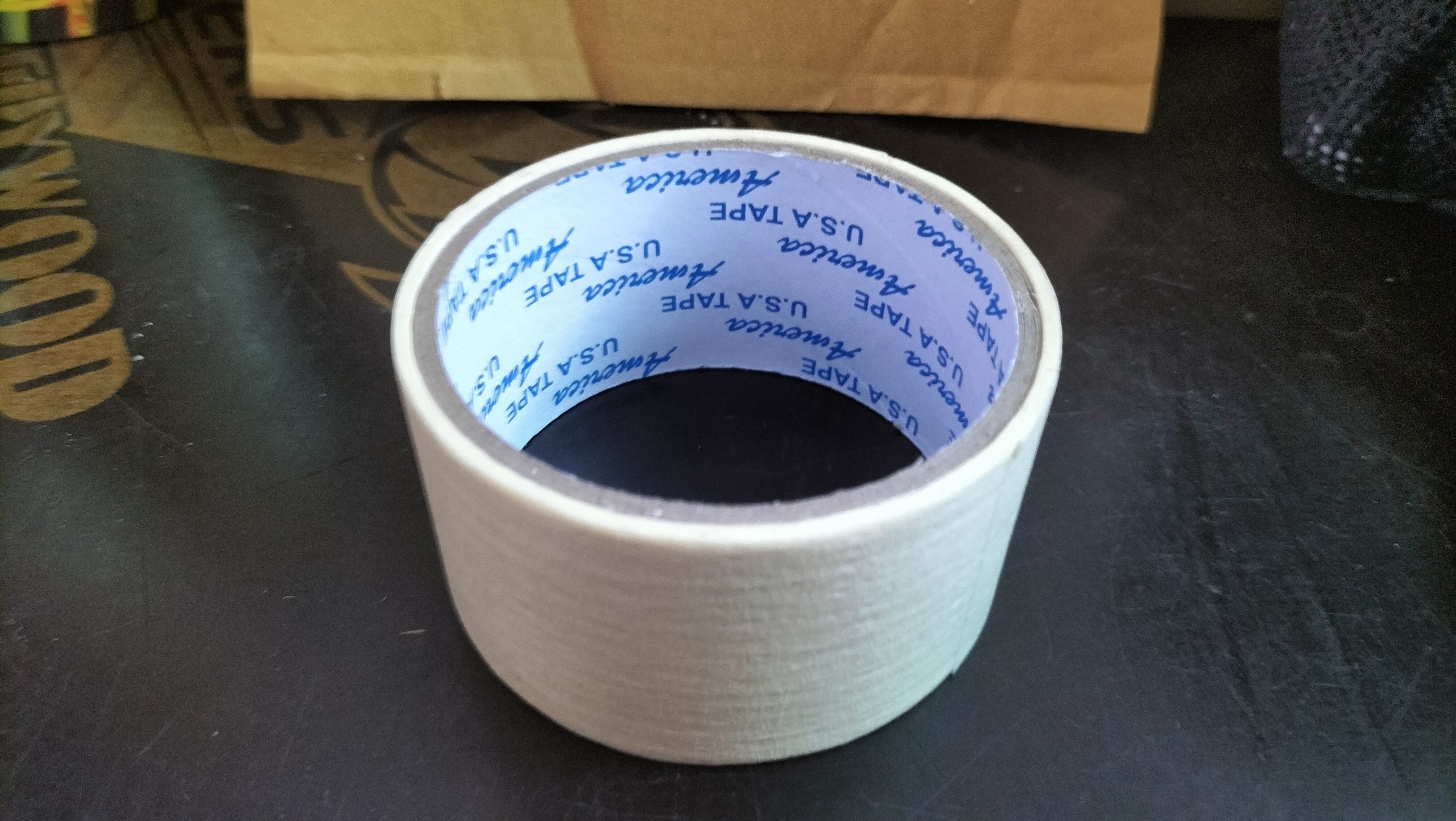 1 cuộn băng keo giấy 5f