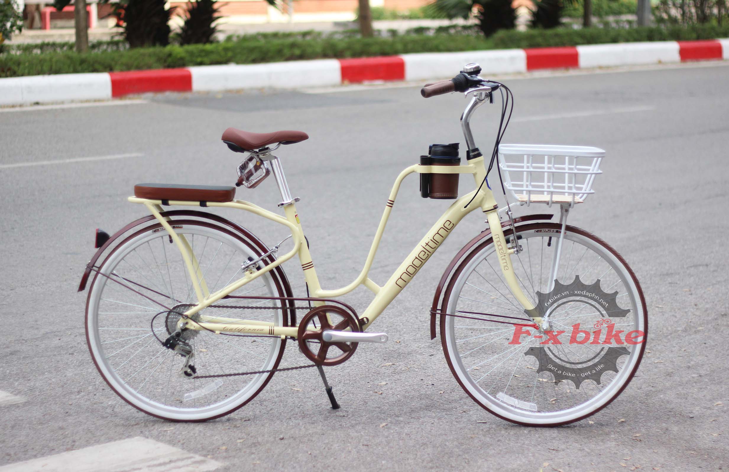 Xe Đạp Nữ California Modeltime Cacao