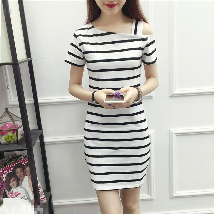 Đầm suông sọc ngắn tay D02