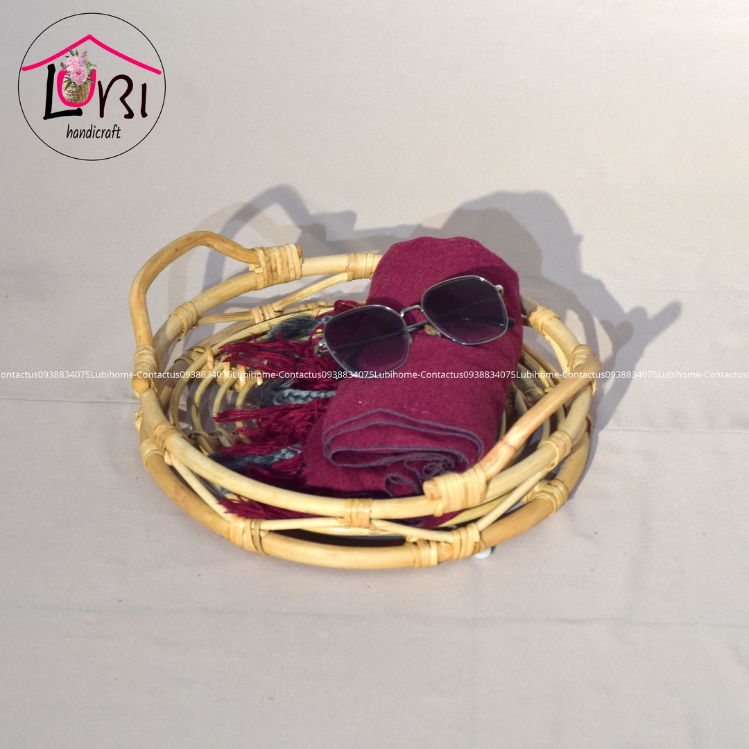 Round rattan trays - set of 3
