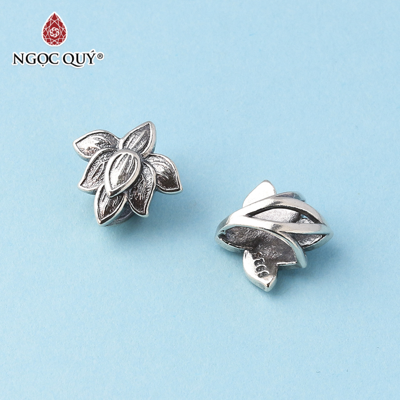 [HCM]Charm bạc hình hoa sen - Ngọc Qúy Gemstones