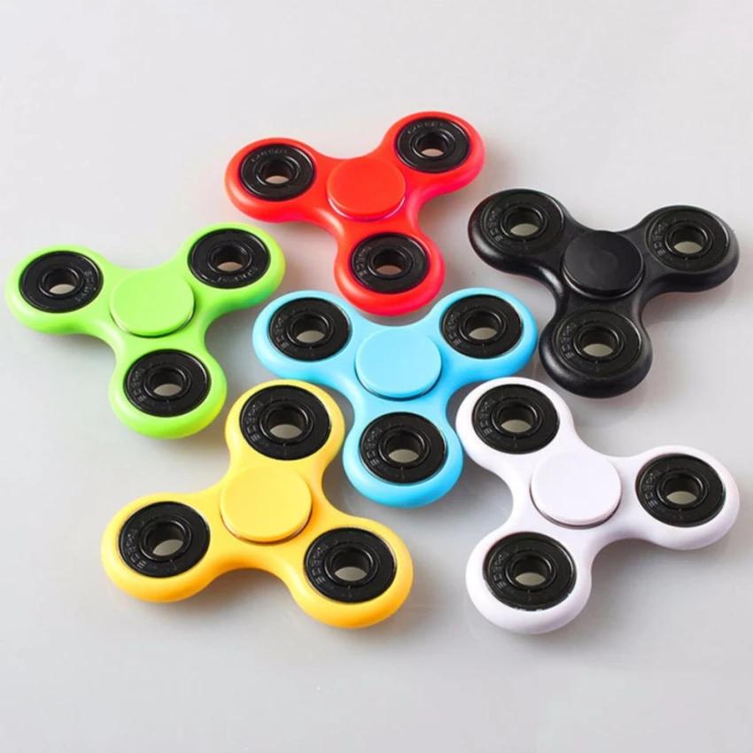 Con Quay Giải Trí 3 cánh Fidget Spinner (nhiều màu sắc)