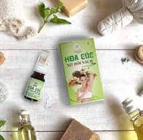 Xịt hôi nách hoa cúc 10ml