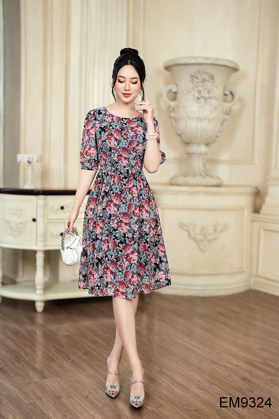 Đầm EMY EM7255 Xoè Maxi Hoa