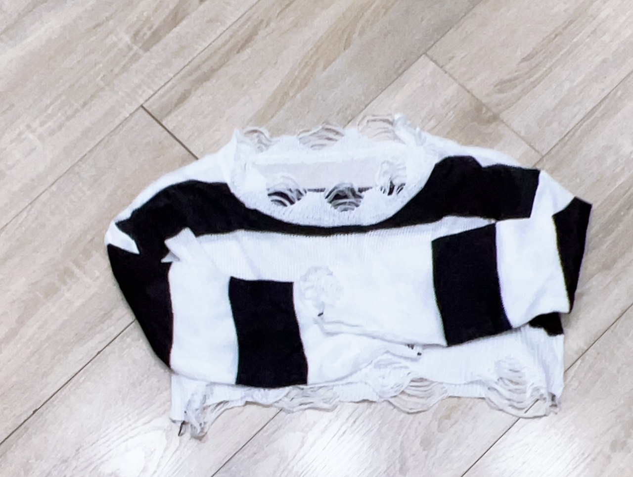 Áo len crop top quang châu