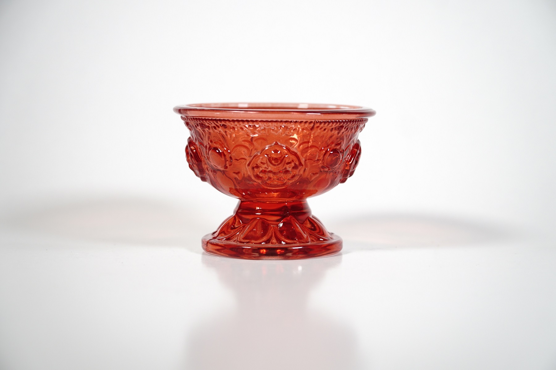 Ly nước thờ có đế chân nến chân đèn cầy Tây Tạng lưu ly TRÒN cao 6cm - Nhiều màu