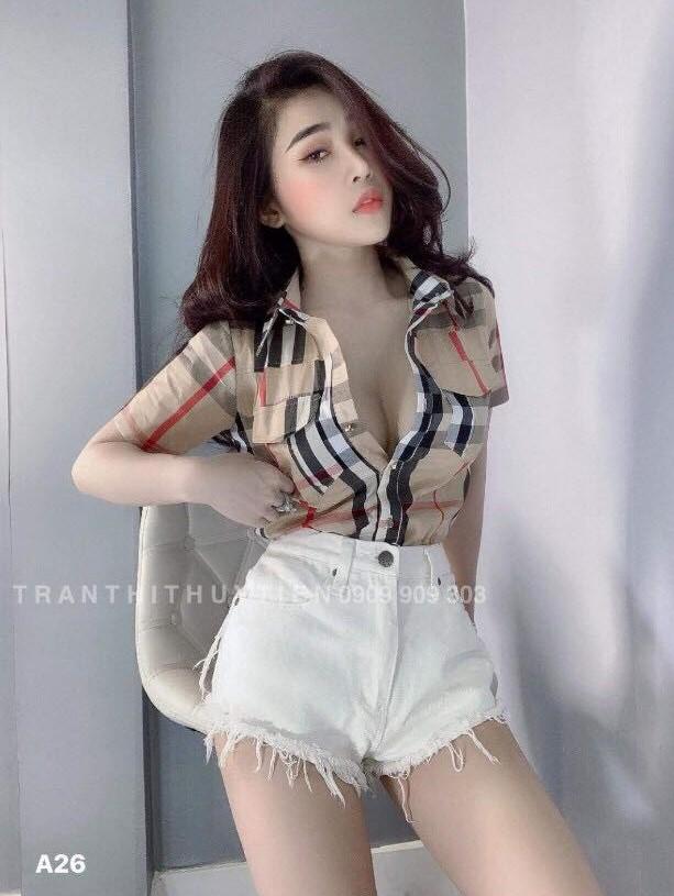 QUần short tua rua vải kaki