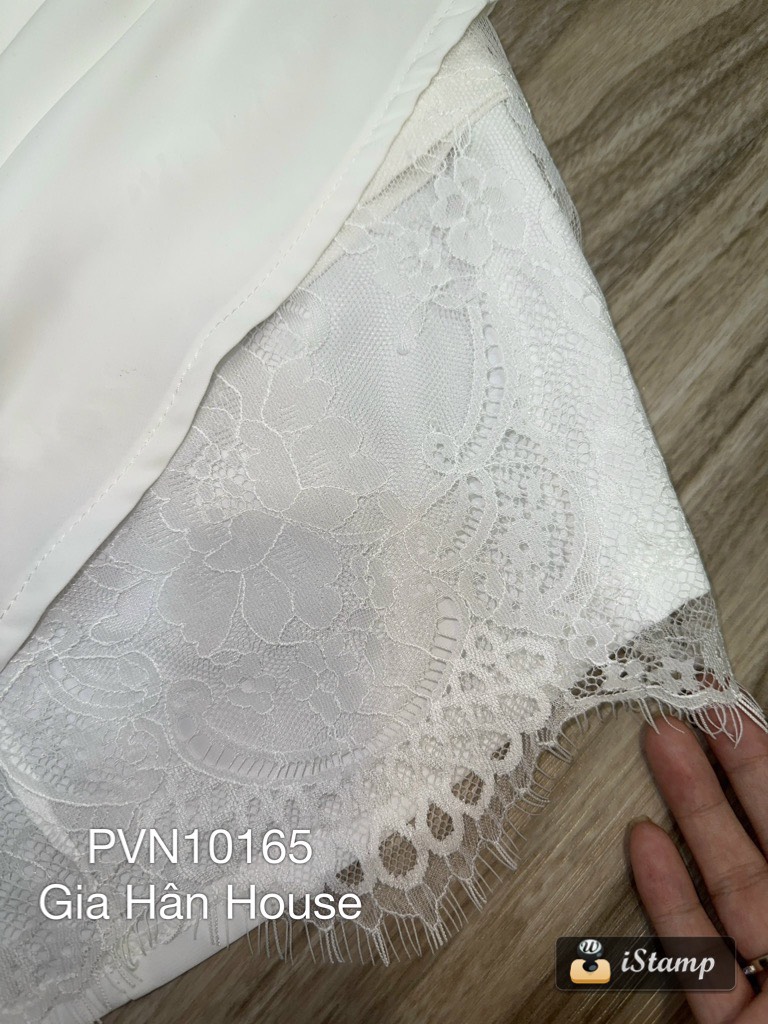 Đầm ngọc lưu ly