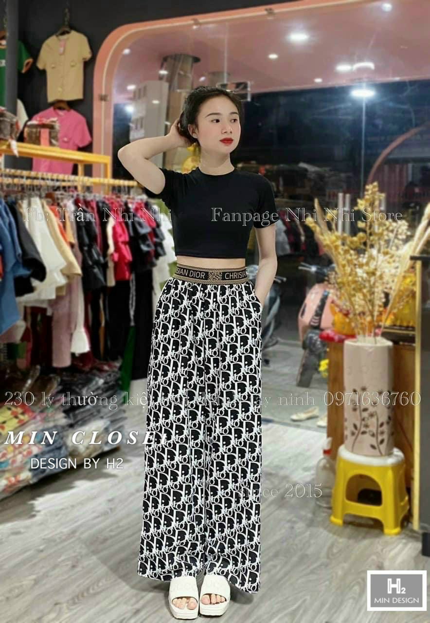 Set quần ống rộng in chữ và áo thun croptop màu đen đồ bộ thun nữ mùa hè năng động hàng xưởng giá tốt