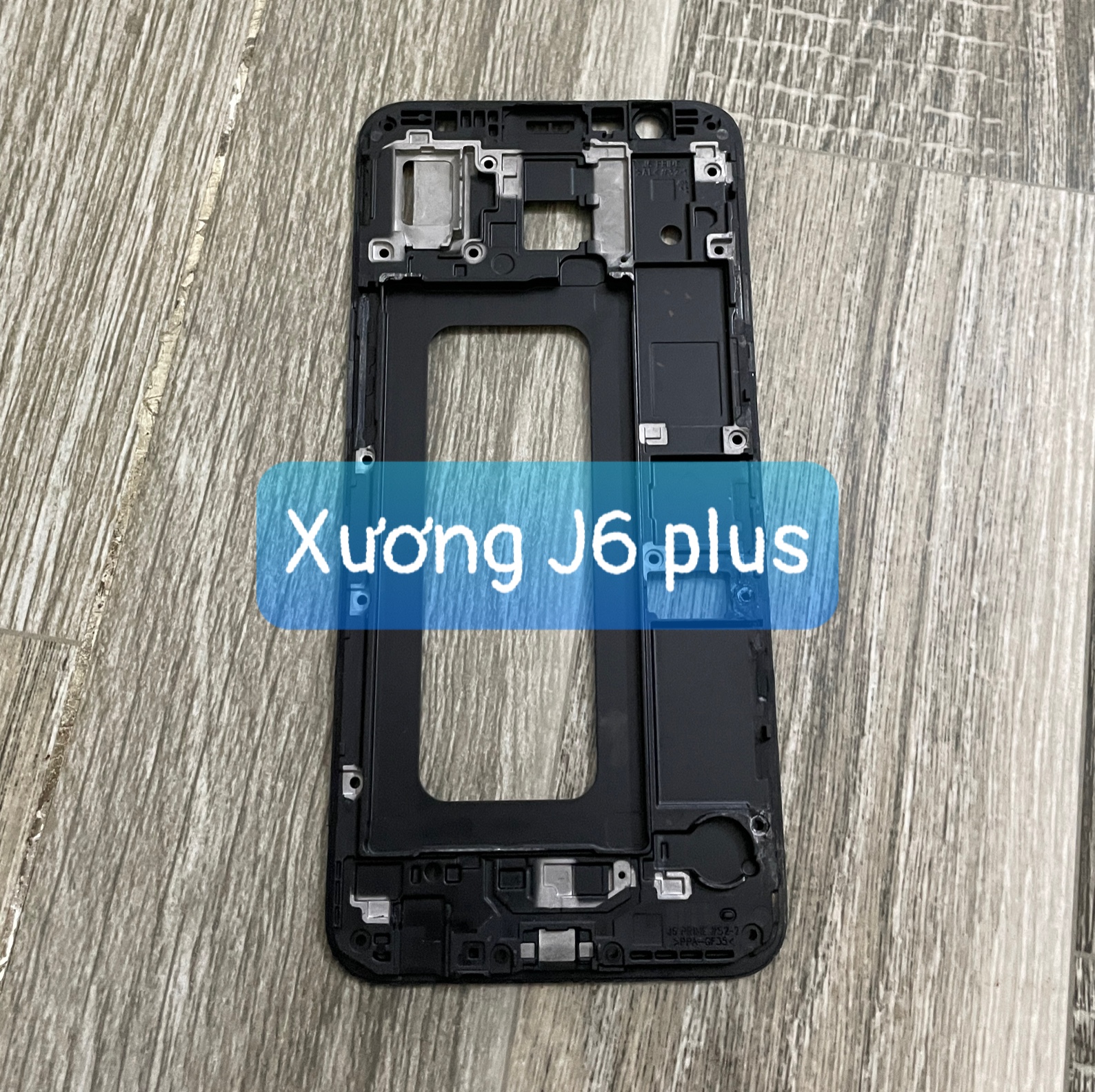 bộ vỏ samsung J6 + / j6plus
