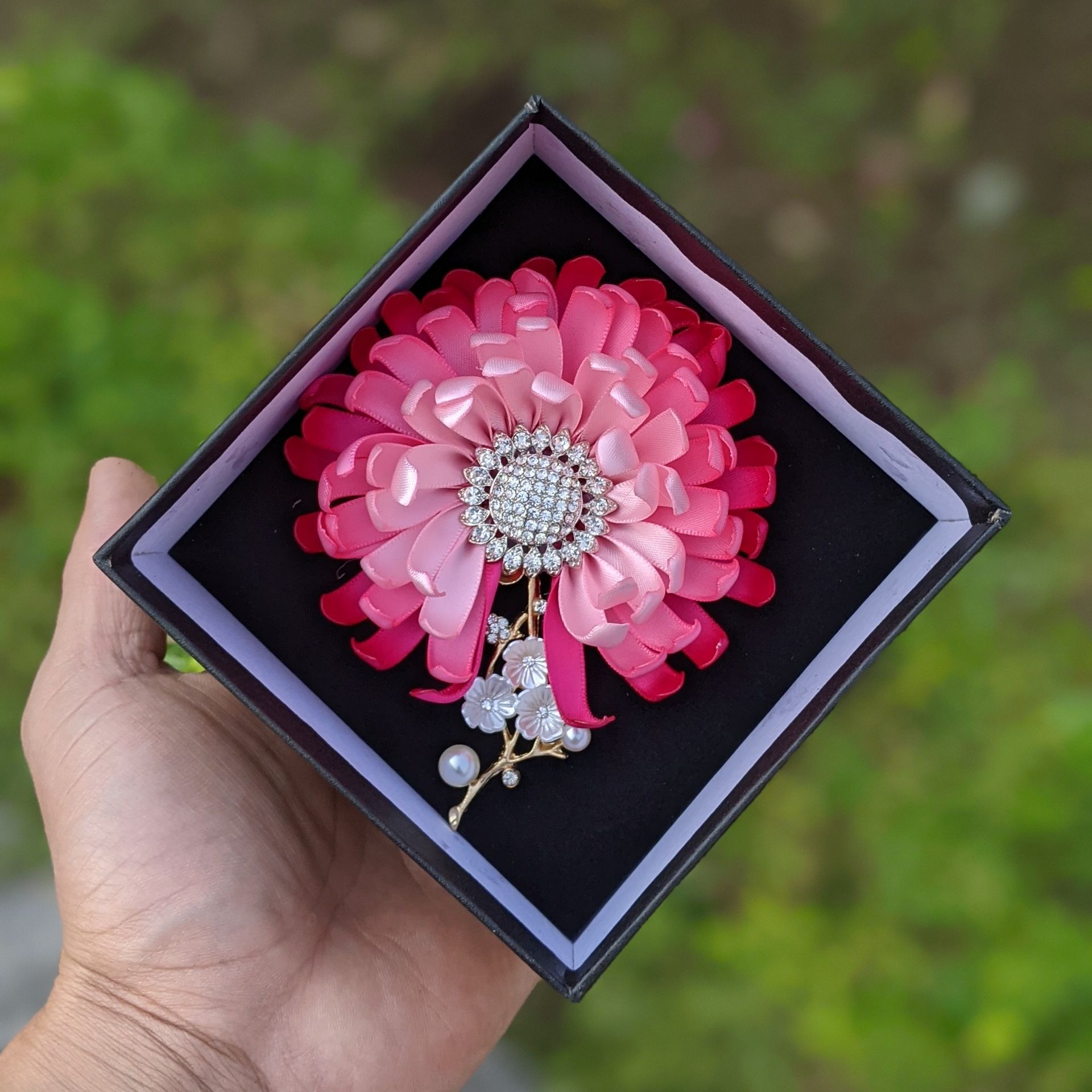 [ Hàng Thiết Kế ] Hoa cài áo cúc đại handmade cao cấp