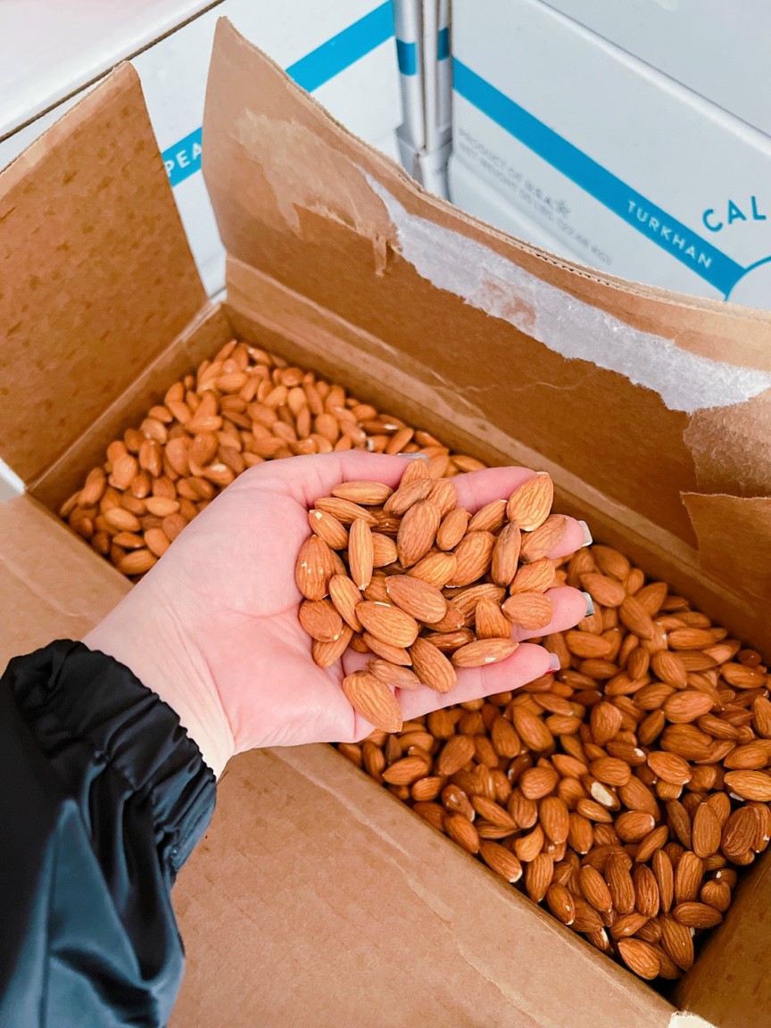 Hạnh Nhân Mỹ - Date Bao Mới