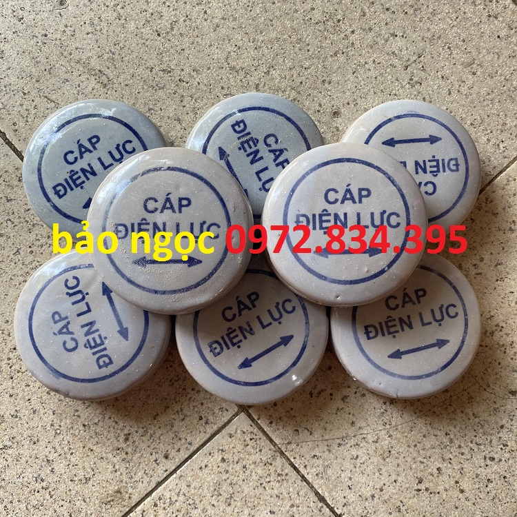 mốc sứ báo cáp