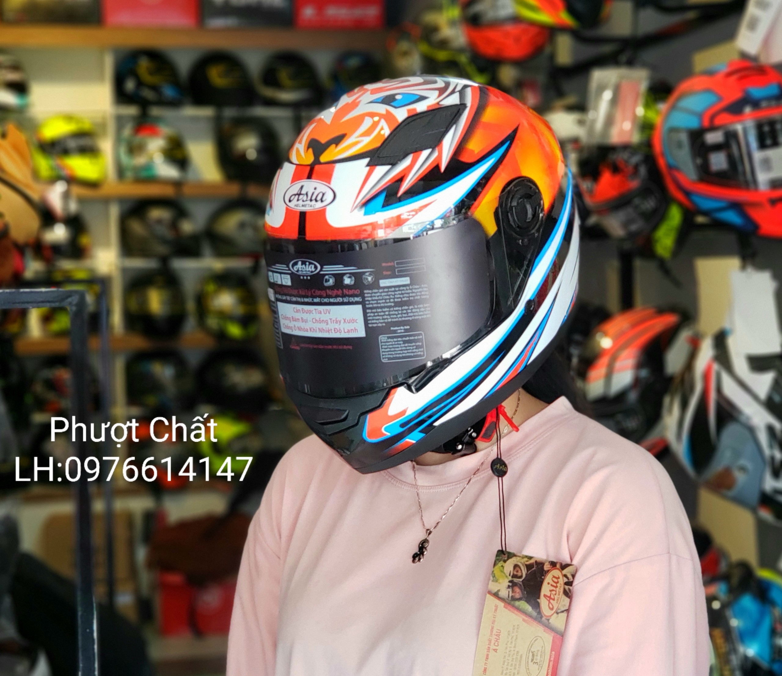 Mũ bảo hiểm Fullface Asia tem con hổ