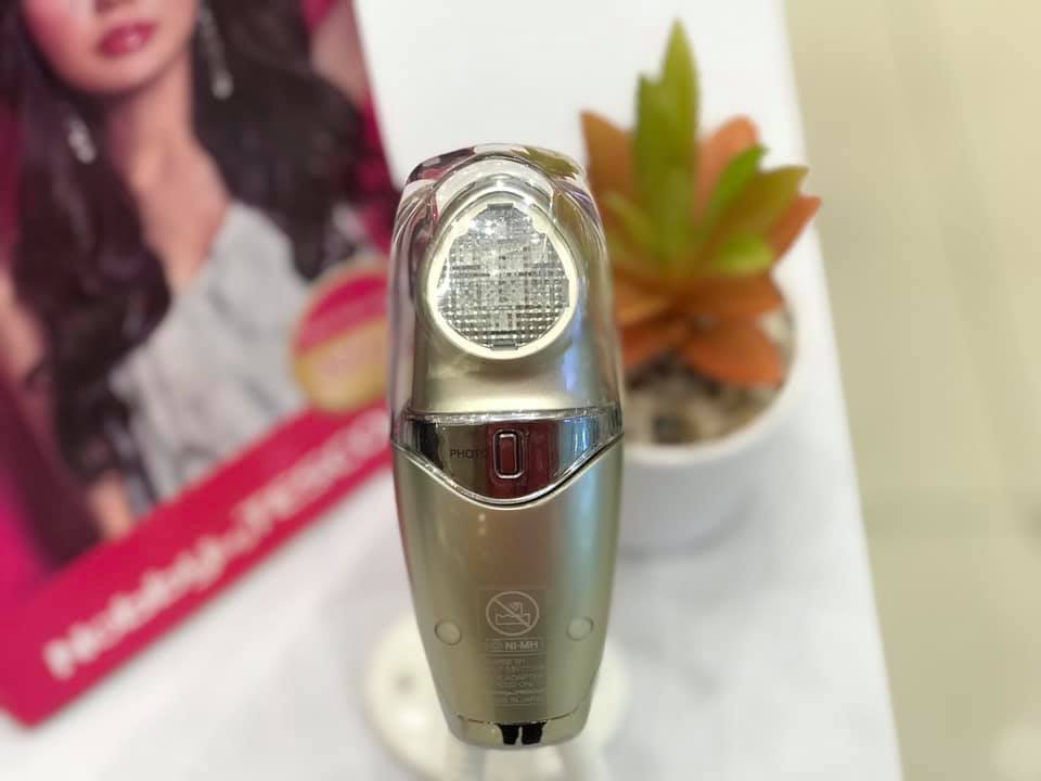 Máy massage da mặt TESCOM NTE10 – Sản xuất tại Nhật Bản