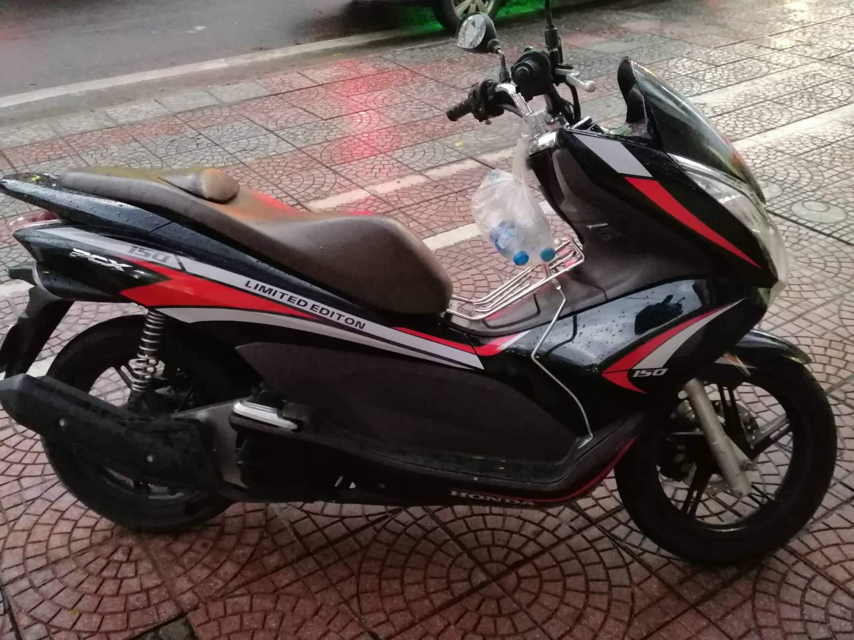 [HCM]Tem rời xe PCX 2011- 2013