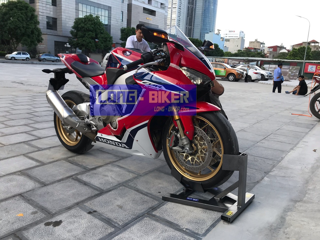 Kẹp bánh trước pkl + Free ship ( ben nâng pkl )