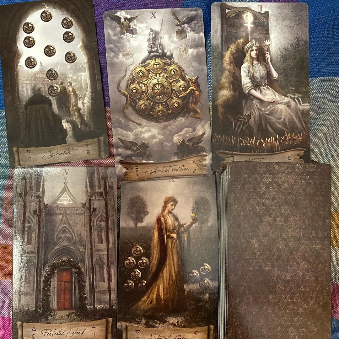 Heaven and Earth Tarot Kit