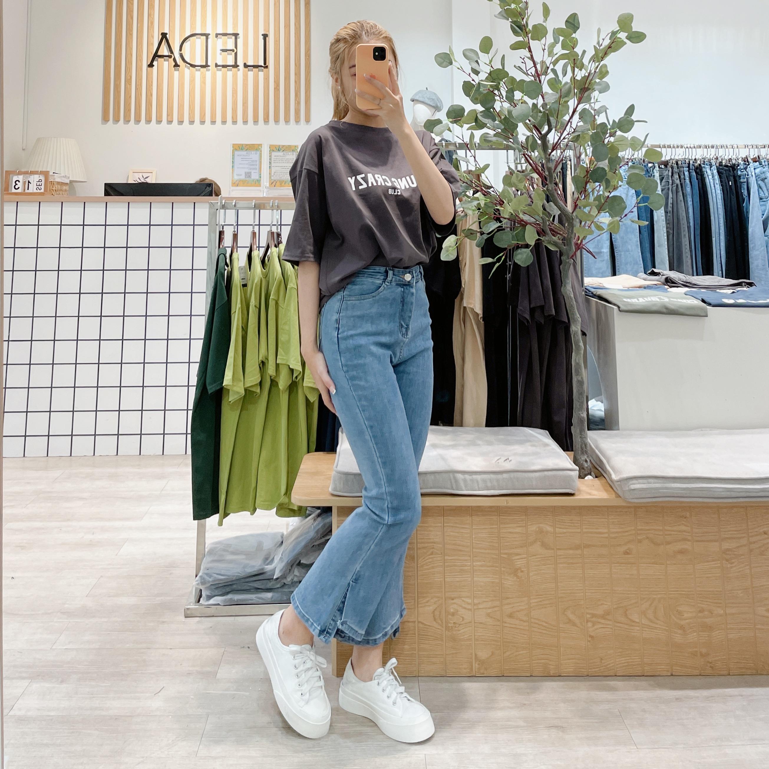 Quần Jean Ống Loe 9 Tấc XẺ XÉO - Leda