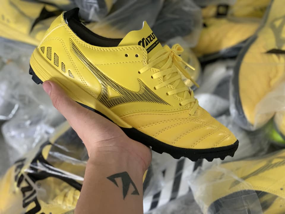 Giày Bóng Đá, Giày Mizuno Neo 3 Màu Vàng Đế Đen