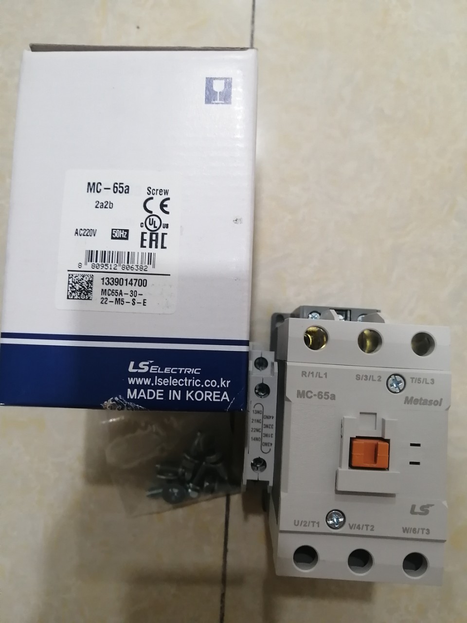 Khởi động từ ( Contactor ) MC-65a 3P 65A Coil 220VAC