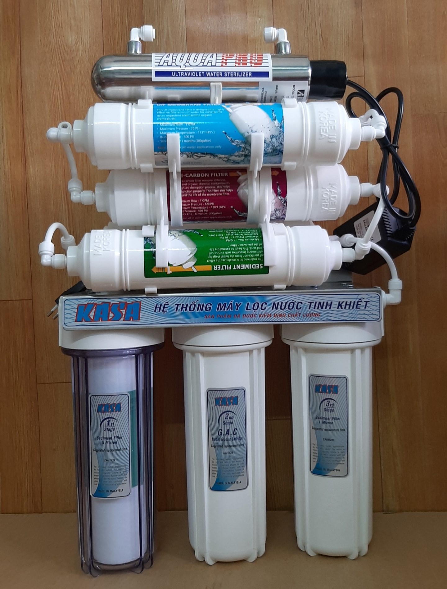 ]bộ lọc nước tinh khiết 9 cấp lọc có đèn uv dùng màng uf hàn quốc công nghệ nano.