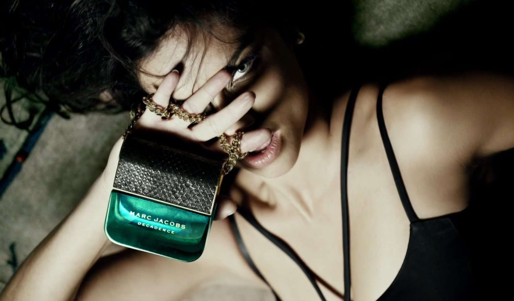 Nước hoa nữ Marc Jacobs Decadence Eau De Parfum 30 ml