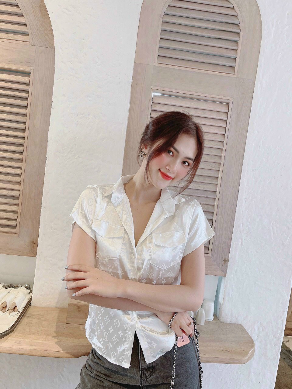 Áo sơ mi tơ lụa mềm mịn nắp túi xinh