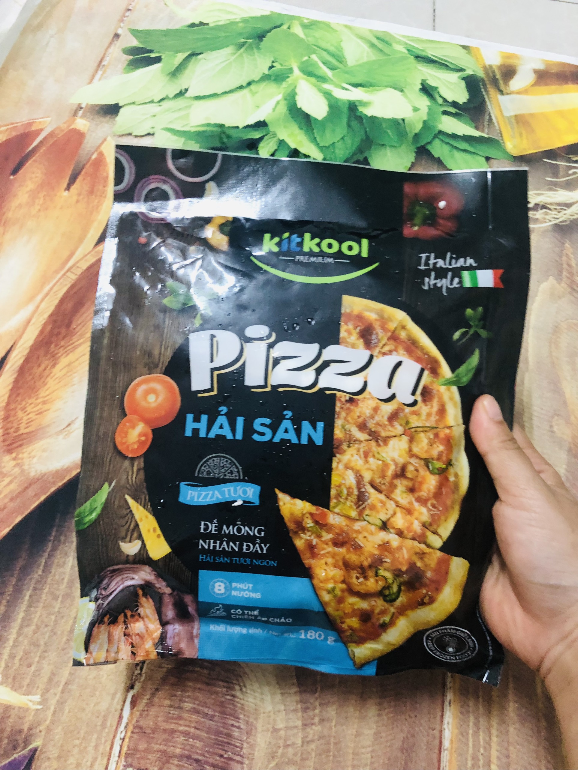 Bánh Pizza nhân hải sản gói 140g (size 15)