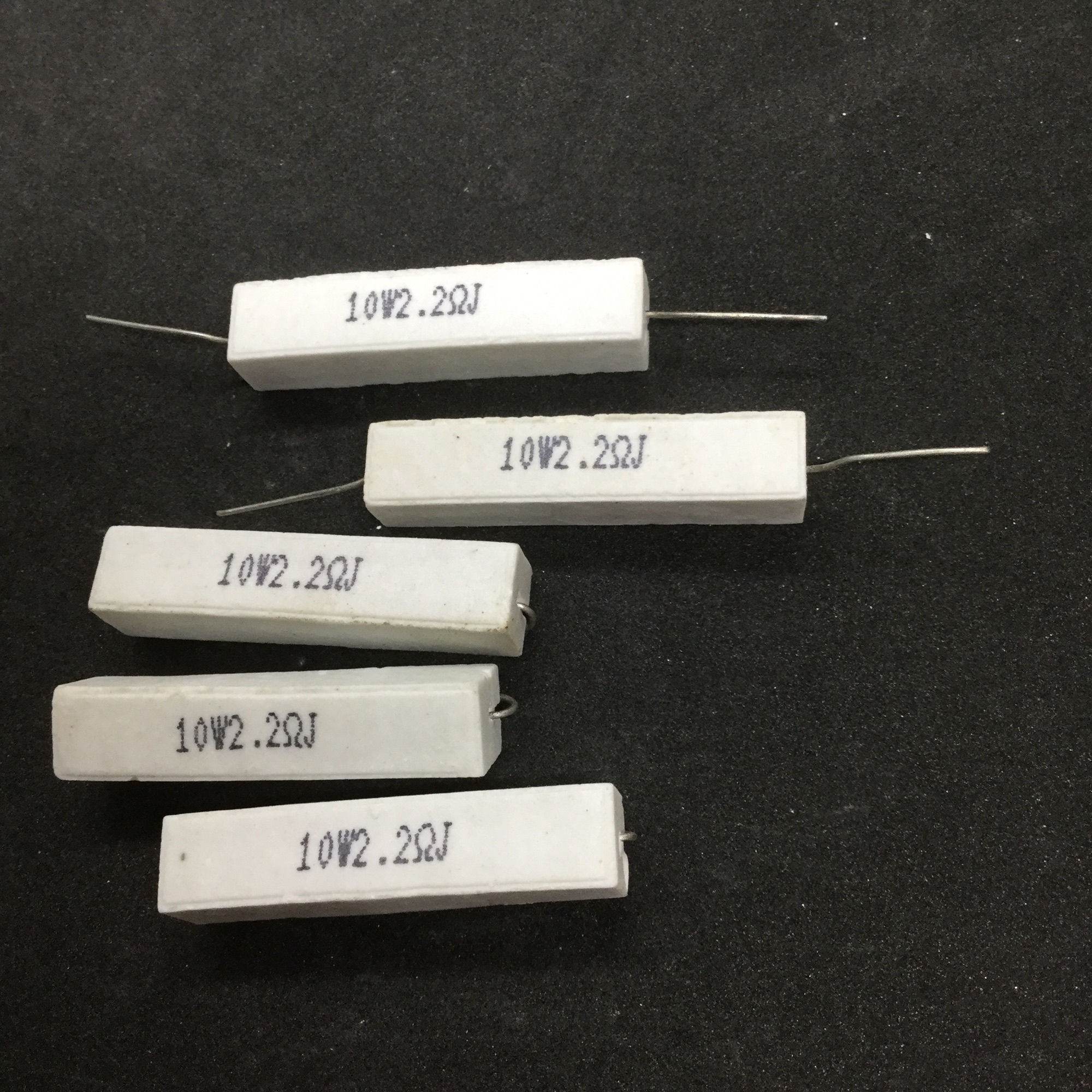 Trở công suất sứ 10 w—2.2 ♎️