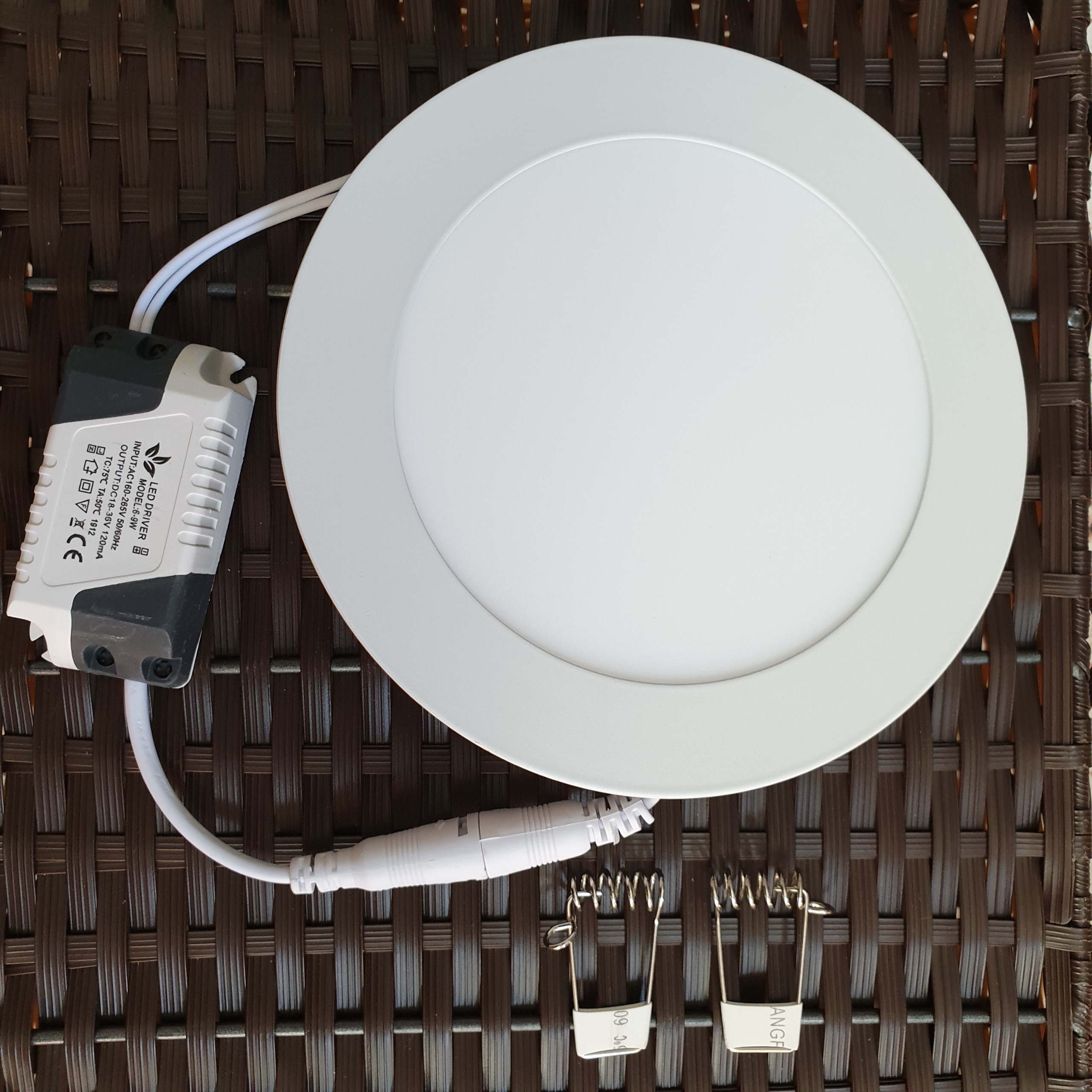 9W Recessed Led Downlight Bulb - Round - Square (White - Yellow)