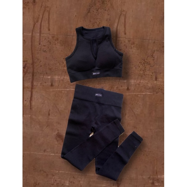 Set gym dài botee cổ U chất thun dệt gân