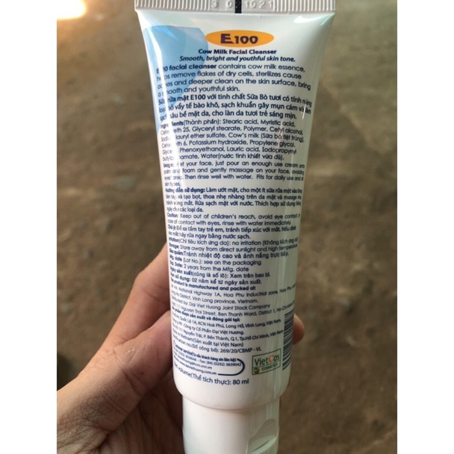Sữa rữa mặt bò E100 tuýp 80ml mịn màng trắng sáng