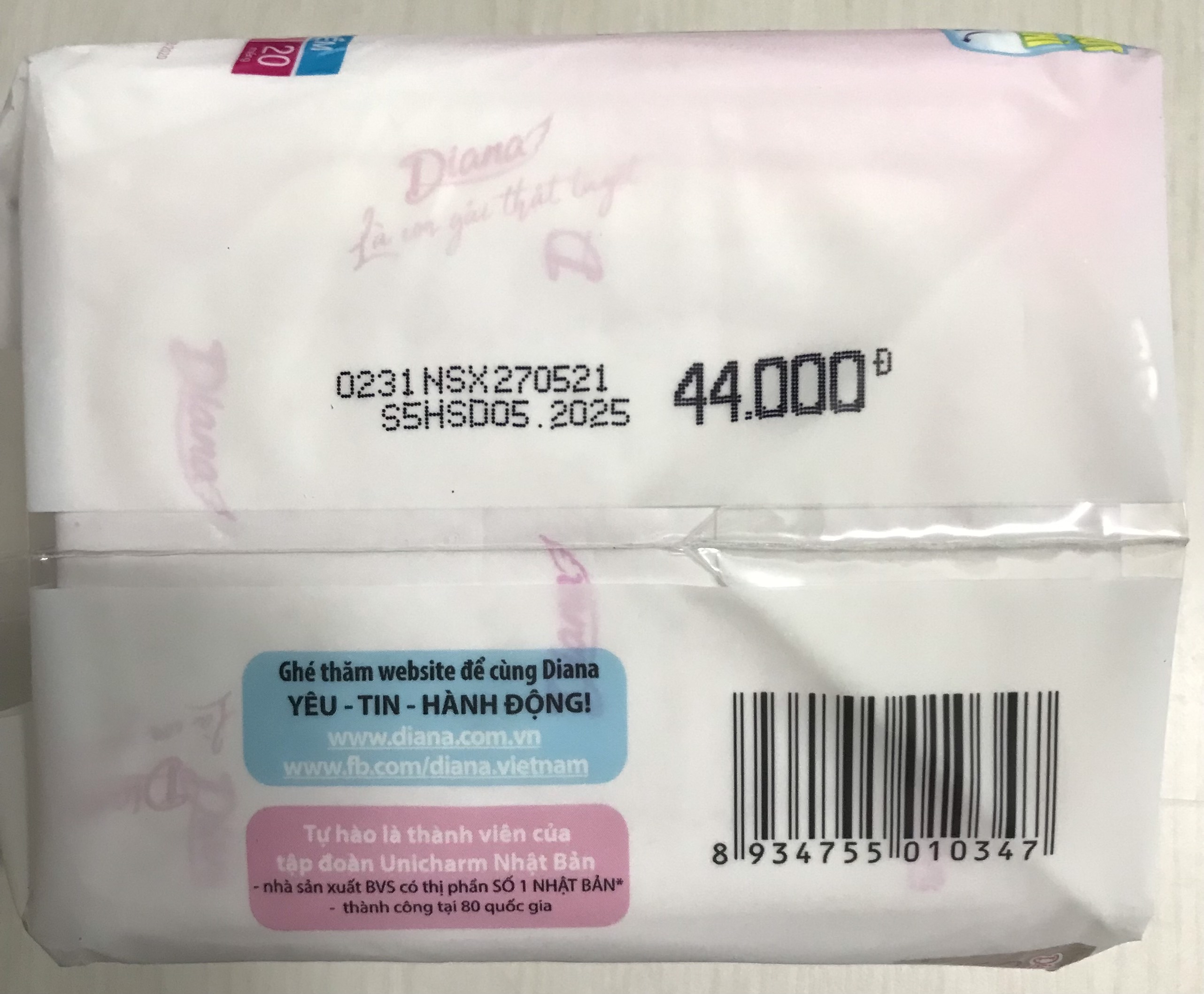 BVS Diana Sensi Siêu Mỏng Cánh Gói 20 Miếng