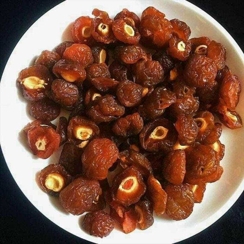 Mứt Đào Chẻ , Đào Nâu Bổ Đôi (Mứt Anh Đào) - Lon 500gram