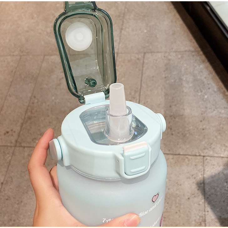 Bình Đựng Nước 2L Cute Có Vạch Báo Giờ Uống Nước
